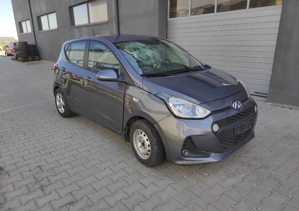 Hyundai i10 cena 15000 przebieg: 108500, rok produkcji 2016 z Żywiec małe 172